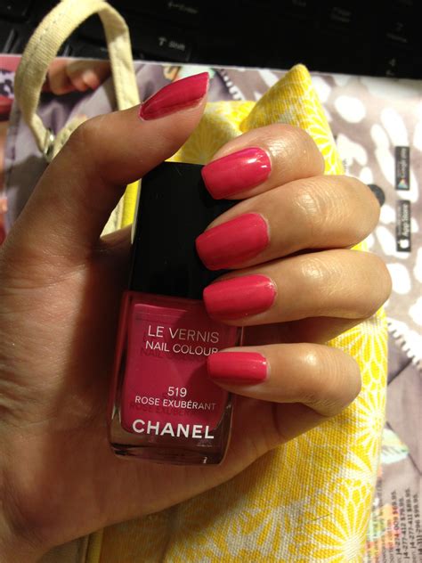 Chanel Le Vernis in Rose Exuberant Review 